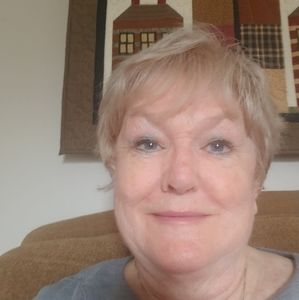 Meet your Posher, Liz